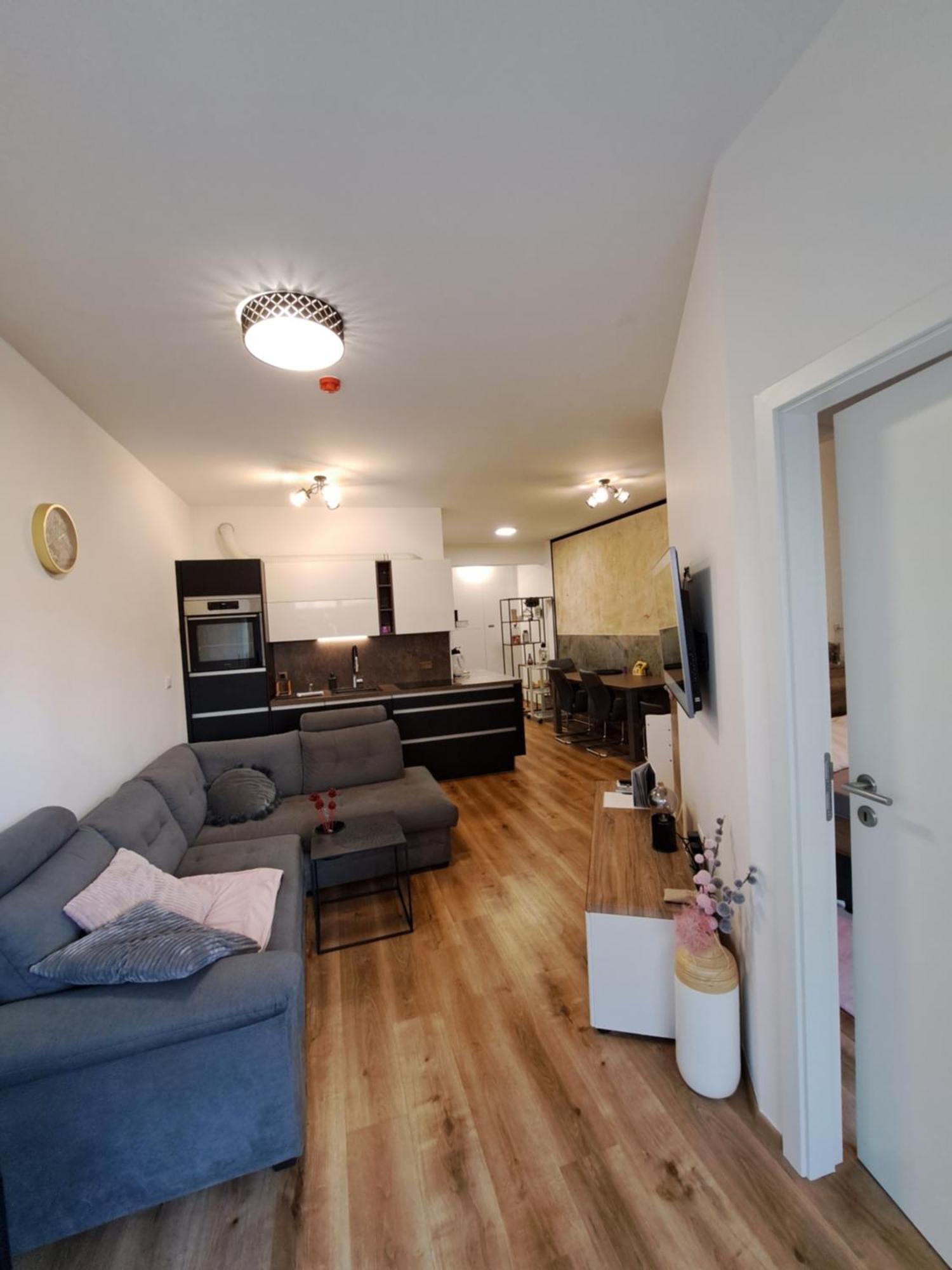 Stunning New Apartment With Free Parking Near City Centre Liubliana Exterior foto